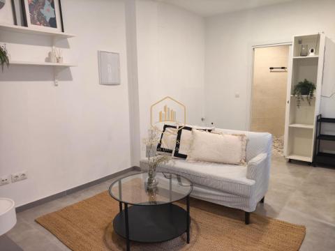 OPORTUNIDAD Piso Bajo en calle Carlinda s/n