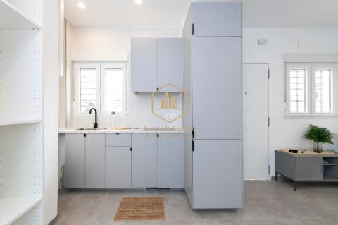 OPORTUNIDAD Piso Bajo en calle Carlinda s/n