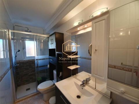 Amplia vivienda con vistas despejadas y excelente ubicación