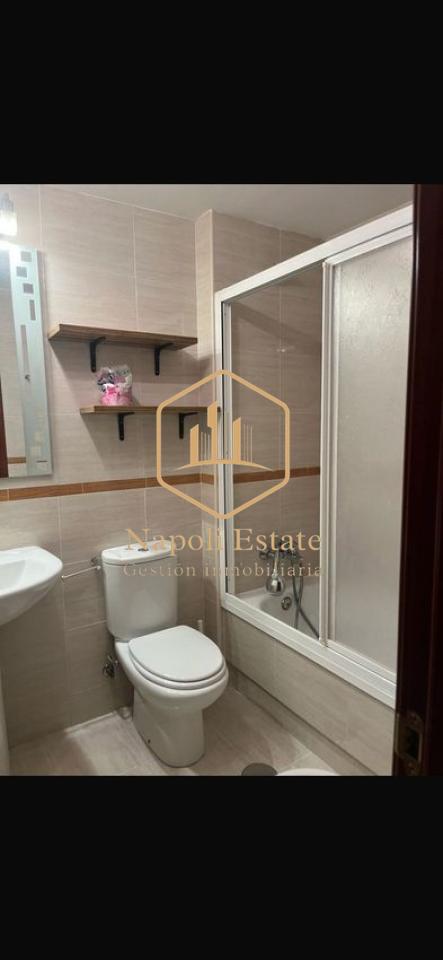 Napoli Estate presenta - Amplio piso de 3 dormitorios para larga temporada sin muebles