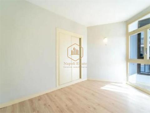 Napoli Estate presenta - Vivienda en primera línea de playa en La Malagueta