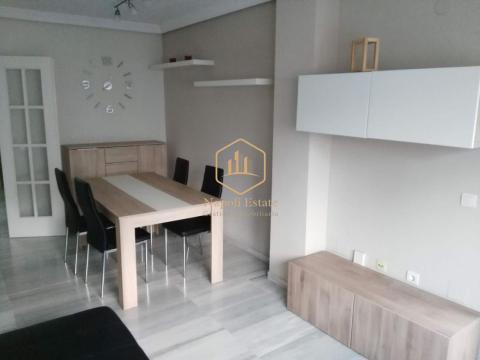 Piso en Alquiler Larga estancia / Torremolinos (terraza y parking)