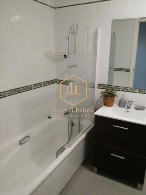 Piso en Alquiler Larga estancia / Torremolinos (terraza y parking)