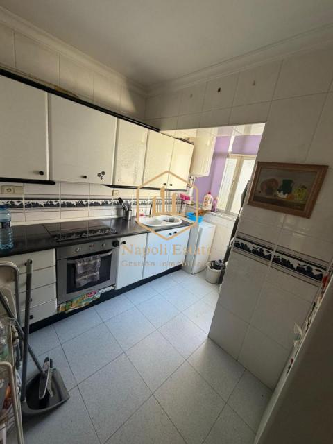 NAPOLI ESTATE presenta esta excelente oportunidad en una de las zonas más consolidadas y demandadas de Málaga.