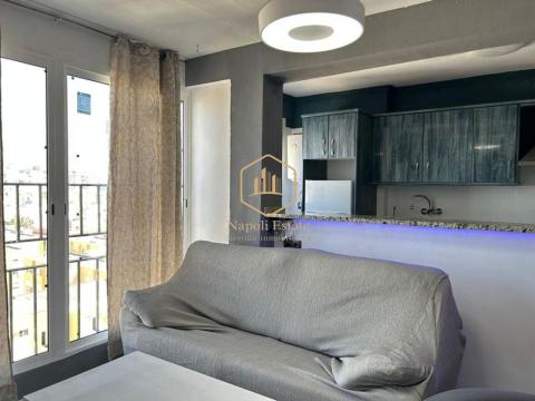 Alquiler Luminoso piso en Huelin con vistas a la Catedral y a pasos de la playa