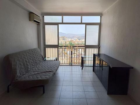 Alquiler piso a 1 minuto de la playa con vistas al mar en Málaga - Larga temporada