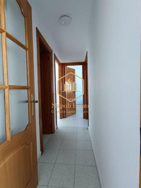 Alquiler piso a 1 minuto de la playa con vistas al mar en Málaga - Larga temporada