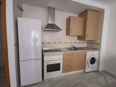 NAPOLI ESTATE presenta acogedor apartamento en zona Hospitales - Victoria Eugenia